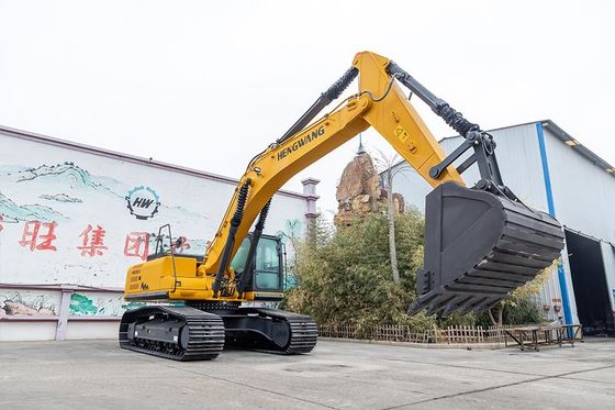 37 Ton Heavy Duty Excavator HW380 212KW Power 7240mm Depth 10134mm Height